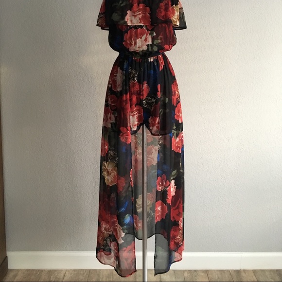 Off-the-should Floral Skirted Romper - Picture 2 of 5